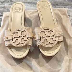 Tory Burch Leather Women's Tan Mules with Logo Detail